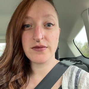 Meet your Posher, Briana